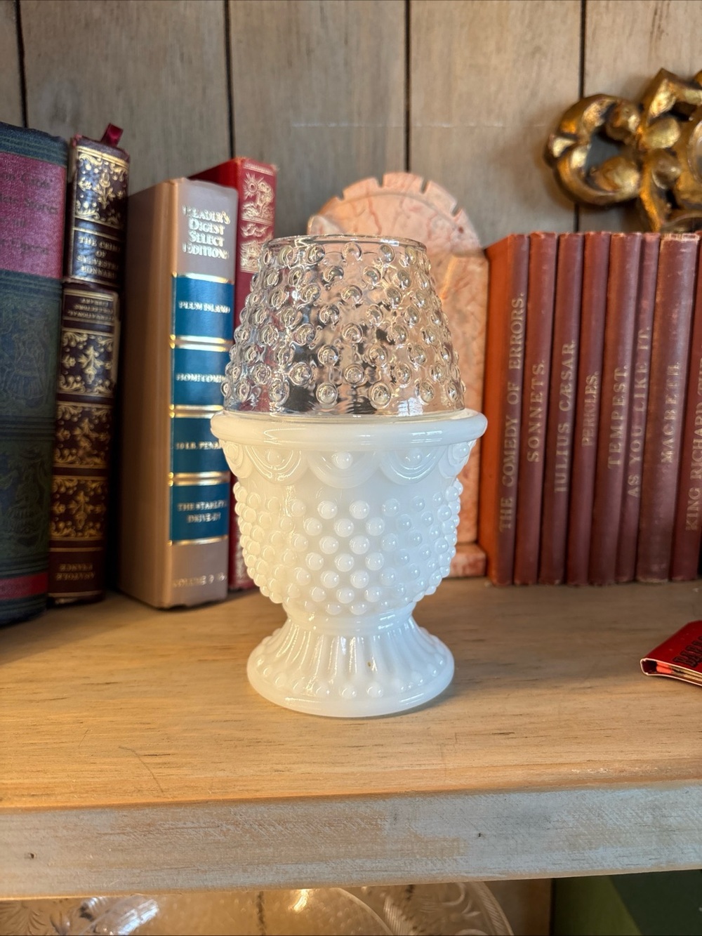 Avon White Hobnail Pedestal Fairy Lamp with Clear Hobnail Shade - Picture 13 of 13